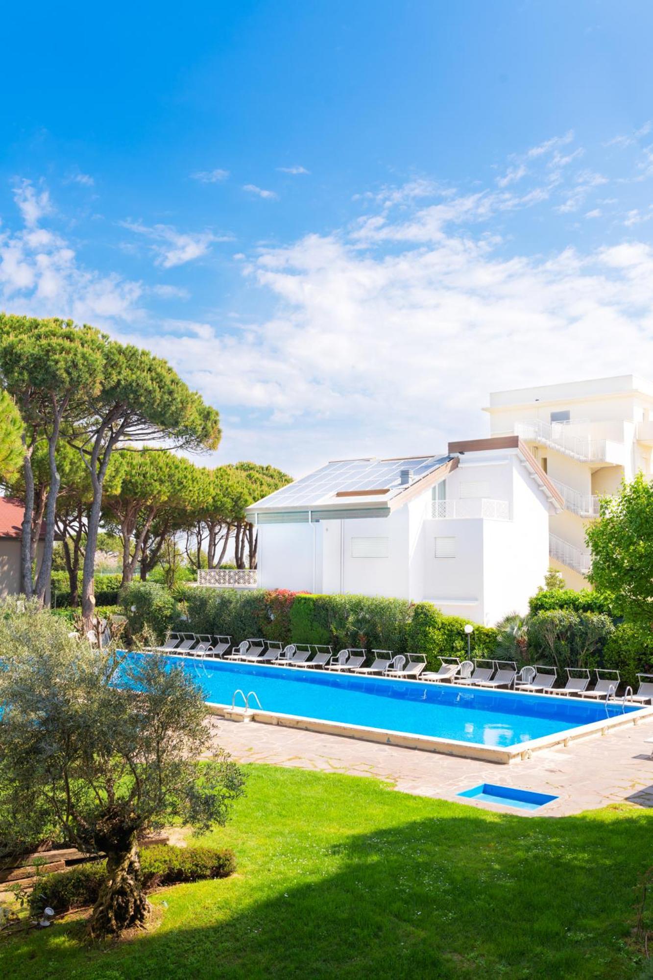 Hotel Doge Milano Marittima Ngoại thất bức ảnh