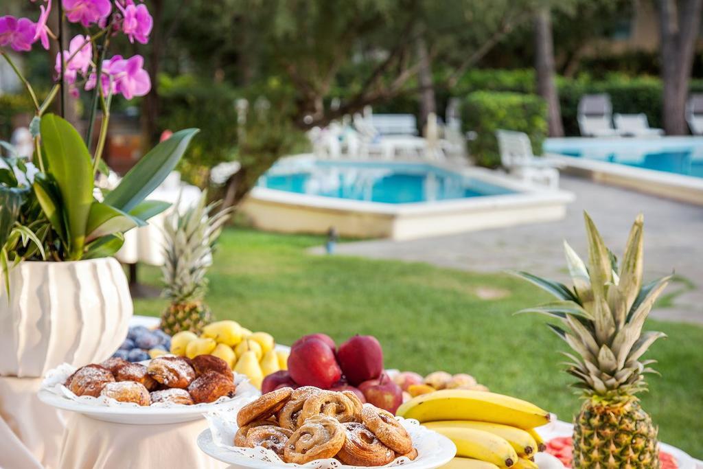 Hotel Doge Milano Marittima Ngoại thất bức ảnh
