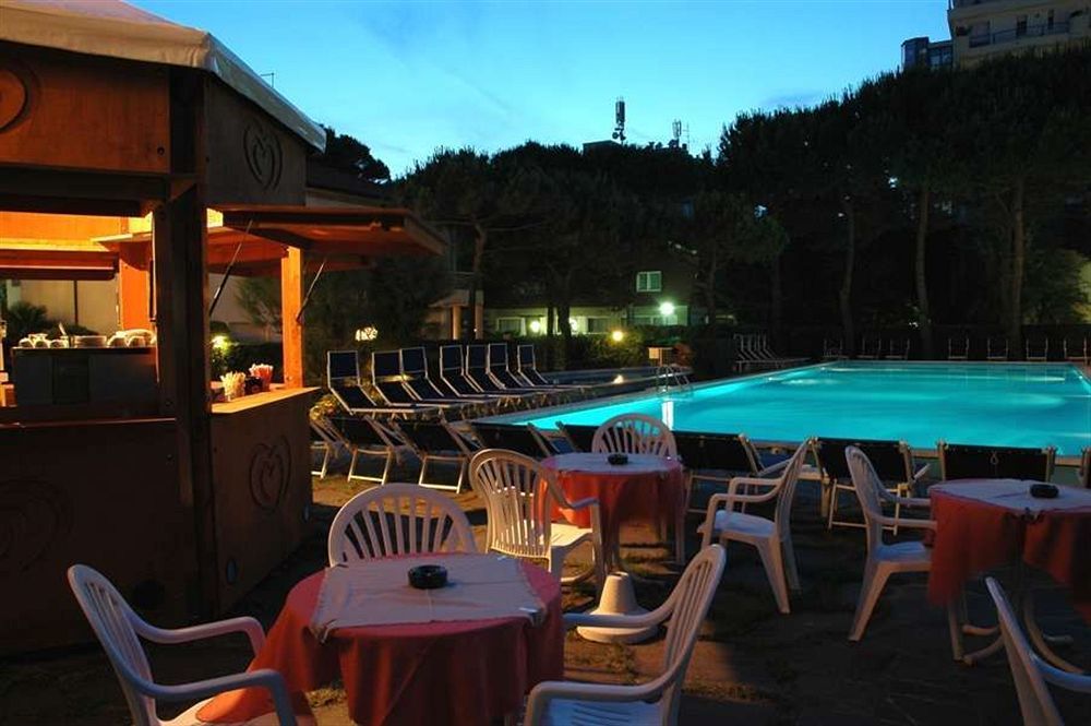 Hotel Doge Milano Marittima Ngoại thất bức ảnh